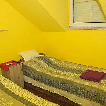 Tiszafa Vendeghaz לינה וארוחת בוקר 3*