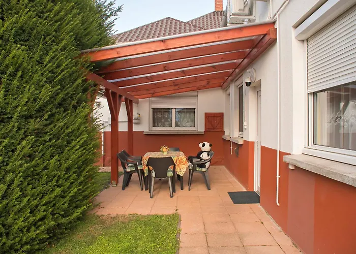 לינה וארוחת בוקר Tiszafa Vendeghaz נג'קניז'ה