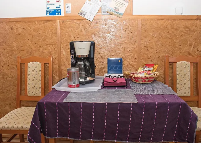 Tiszafa Vendeghaz לינה וארוחת בוקר נג'קניז'ה